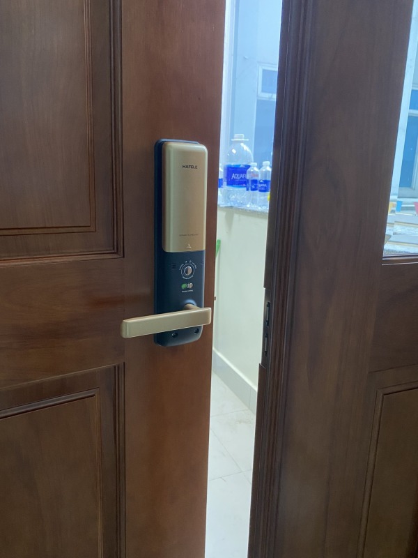 KHÓA ĐIỆN TỬ HAFELE EL9000-TCS 912.05.376 MÀU VÀNG THƯƠNG HIỆU ĐỨC 19 KHÓA ĐIỆN TỬ HAFELE EL9000-TCS 912.05.376 MÀU VÀNG THƯƠNG HIỆU ĐỨC