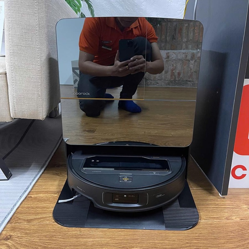 ROBOT HÚT BỤI LAU NHÀ ROBOROCK SAROS Z70 87 ROBOT HÚT BỤI LAU NHÀ ROBOROCK SAROS Z70