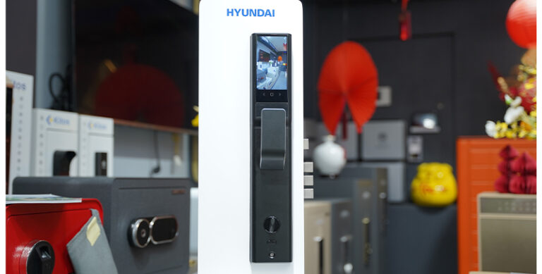 KHOÁ VÂN TAY CỬA GỖ HYUNDAI HY-SLA911F BLACK 28 KHOÁ VÂN TAY CỬA GỖ HYUNDAI HY-SLA911F BLACK