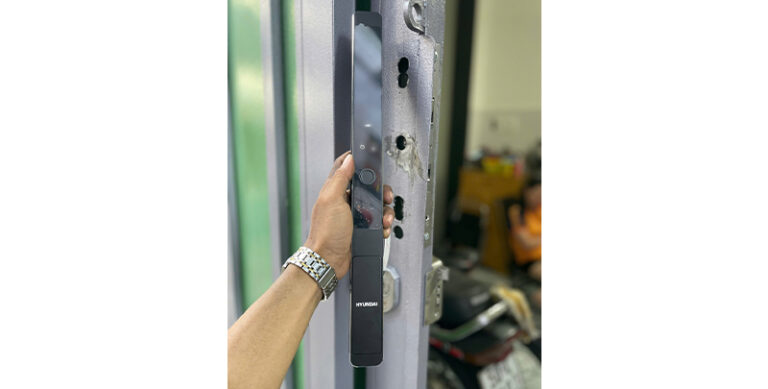 KHOÁ VÂN TAY CỬA GỖ HYUNDAI HY-SLS005 5 KHOÁ VÂN TAY CỬA GỖ HYUNDAI HY-SLS005