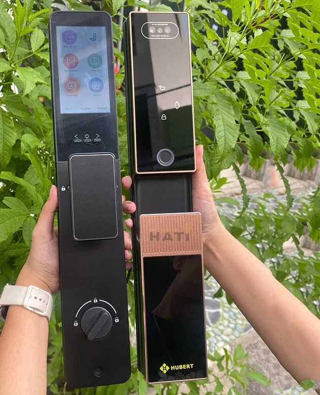 KHÓA VÂN TAY HUBERT HB CGI6 TITAN EU BROWN