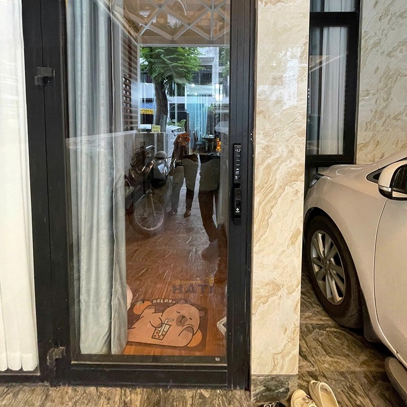 KHÓA VÂN TAY CỬA NHÔM HUBERT HB CNI6 TITAN EU BLACK 15 KHÓA VÂN TAY CỬA NHÔM HUBERT HB CNI6 TITAN EU BLACK