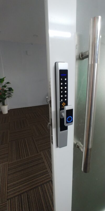 KHÓA VÂN TAY CỬA NHÔM HUBERT HB CN39 STYLE B SILVER GRAY 4 KHÓA VÂN TAY CỬA NHÔM HUBERT HB CN39 STYLE B SILVER GRAY