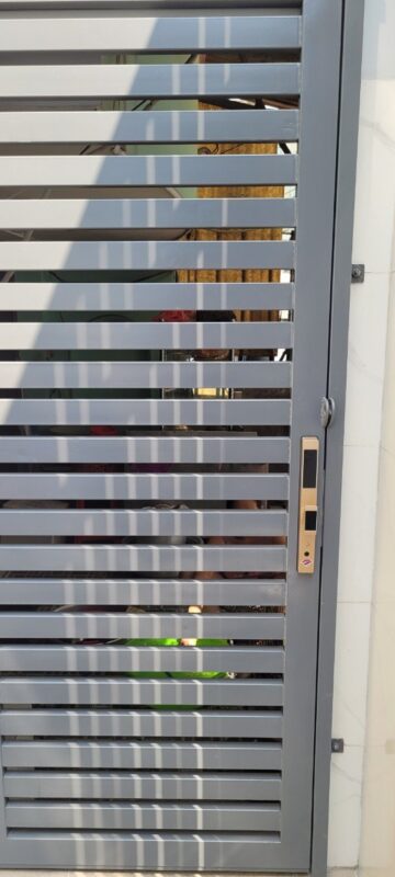 KHÓA VÂN TAY CỬA NHÔM HUBERT HB CN39 STYLE B SAND GOLD 4 KHÓA VÂN TAY CỬA NHÔM HUBERT HB CN39 STYLE B SAND GOLD