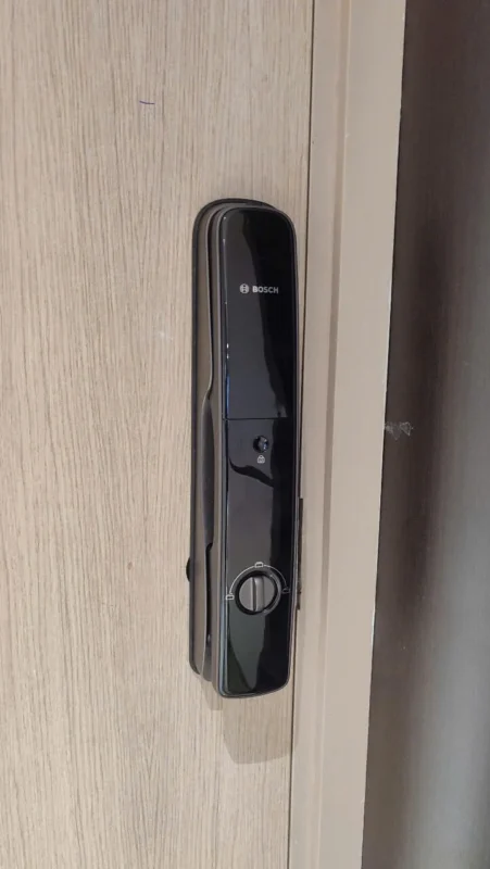 KHÓA VÂN TAY BOSCH EL800X EU BLACK 28 KHÓA VÂN TAY BOSCH EL800X EU BLACK