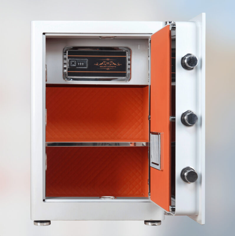 KÉT SẮT LIBERTY LB68S SPECIAL EDITION TRẮNG 20 KÉT SẮT LIBERTY LB68S SPECIAL EDITION TRẮNG